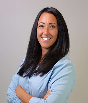 Lauren Laski Headshot.